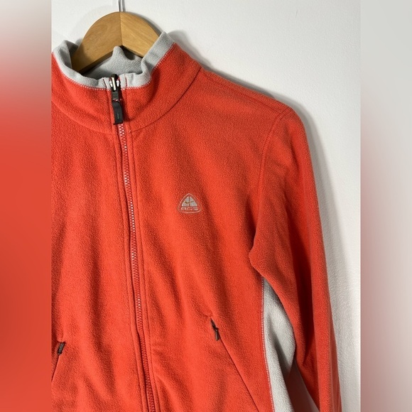 Nike ACG Womens Size Medium Fleece Jacket Full Zip Orange Grey Therma Fit - Picture 3 of 9